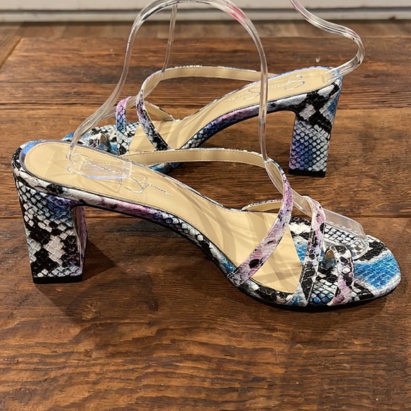 JESSICA SIMPSON WILLMENA SNAKE PRINT STRAPPY HEELED SANDALS - Picture 8 of 13